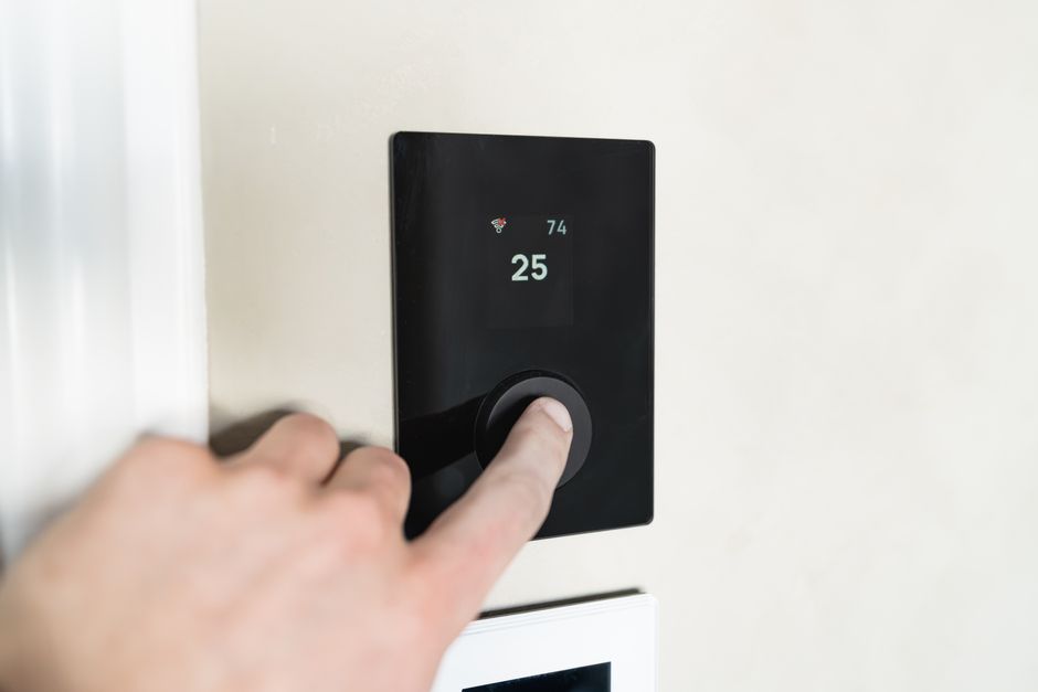 Smart home thermostat installation